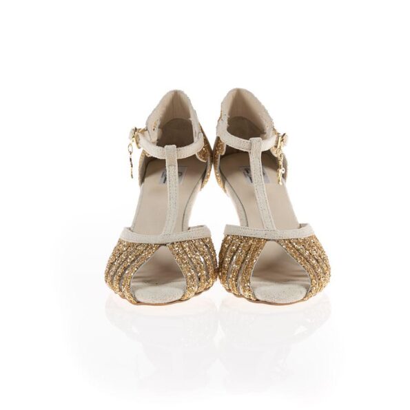 Olivia Nute (3) Olivia Nute (3)